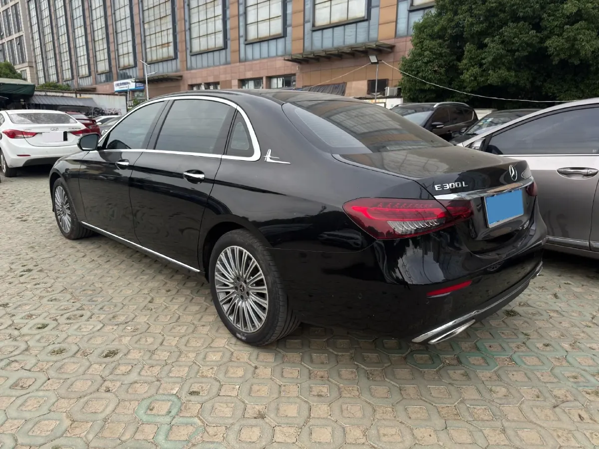 2023 Mercedes-Benz E Class 2.0T 258HP L4 9AT,autocango,china used car exporter,china ev exporter,chinese used car exporter,chinese used ev exporter