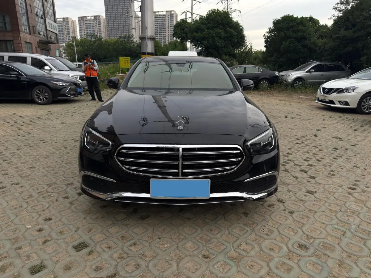 2023 Mercedes-Benz E Class 2.0T 258HP L4 9AT,autocango,china used car exporter,china ev exporter,chinese used car exporter,chinese used ev exporter