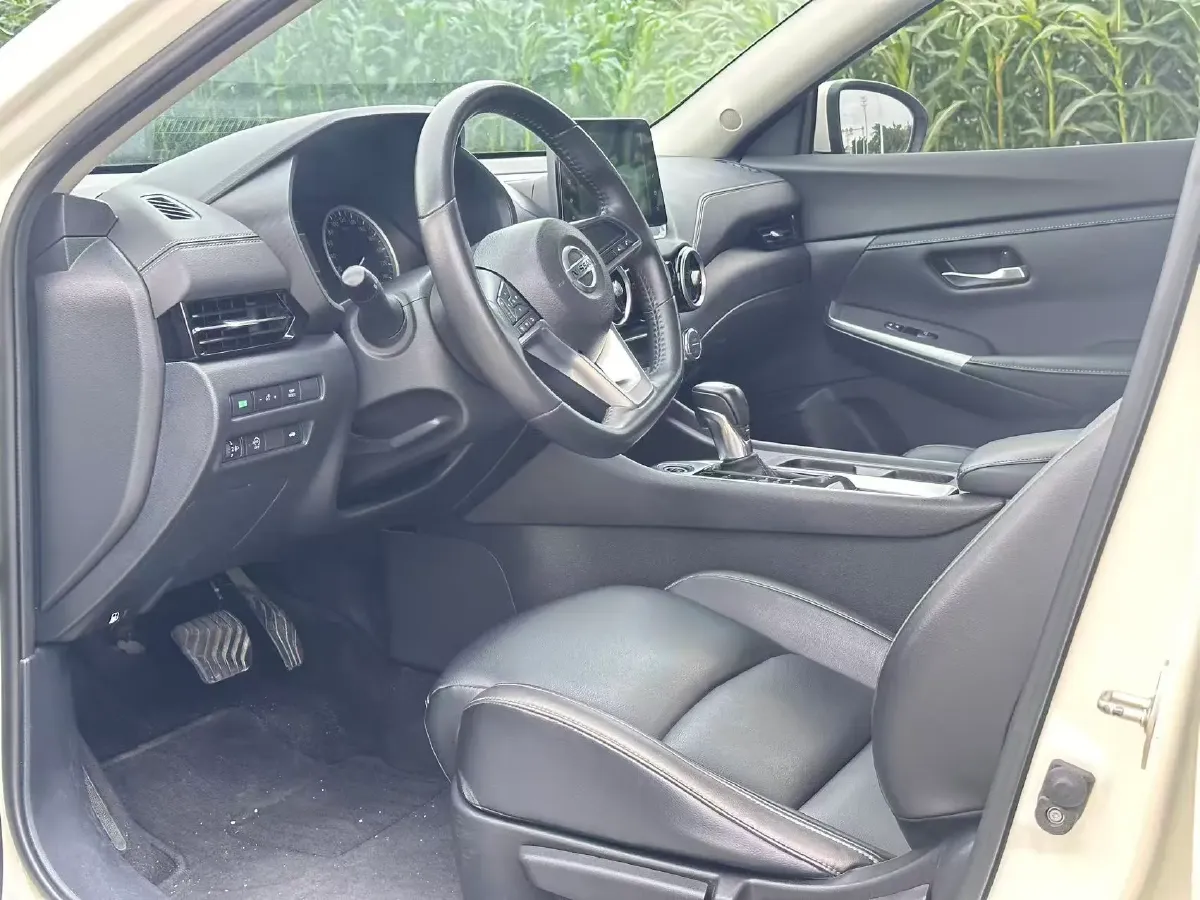 2022 Nissan Sylphy 1.6L 135HP L4 CVT,autocango,china used car exporter,china ev exporter,chinese used car exporter,chinese used ev exporter