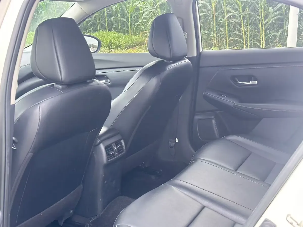 2022 Nissan Sylphy 1.6L 135HP L4 CVT,autocango,china used car exporter,china ev exporter,chinese used car exporter,chinese used ev exporter