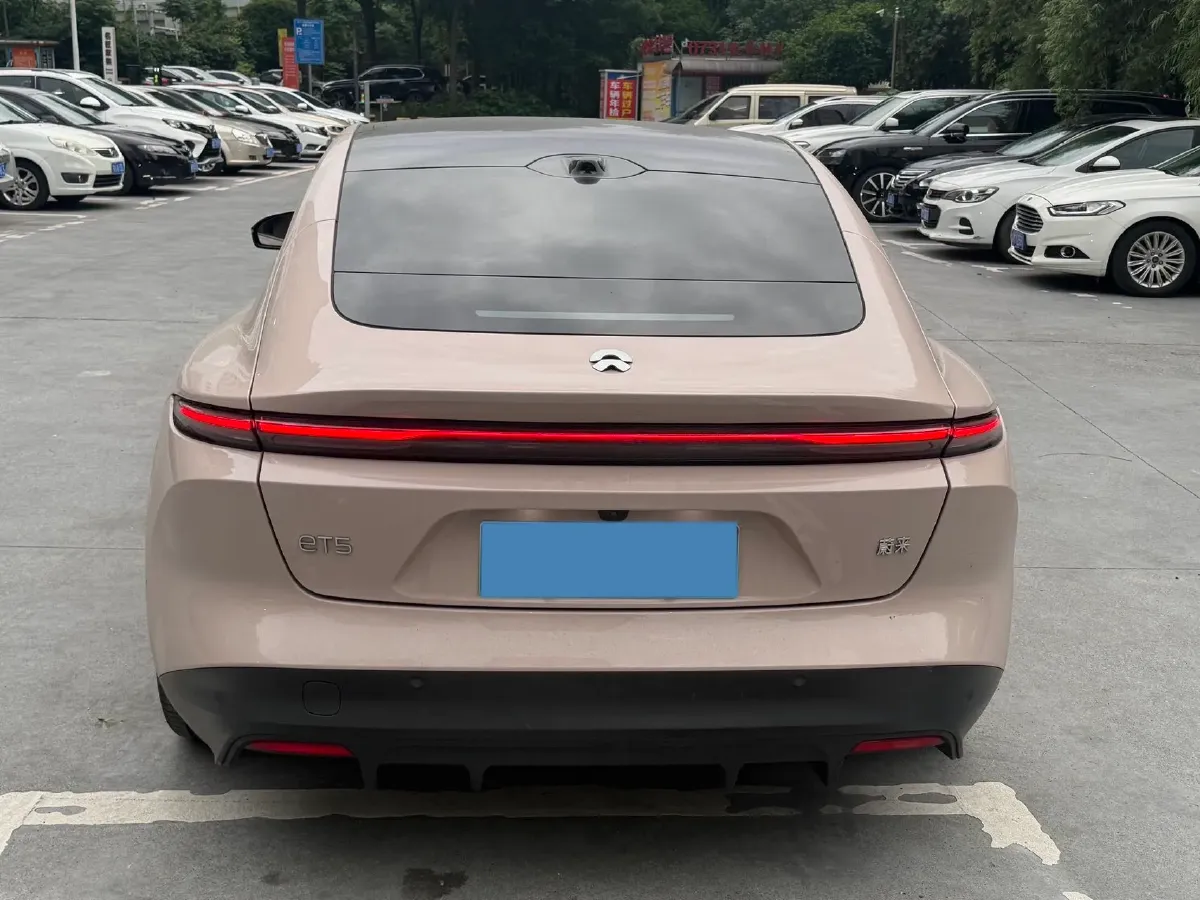 2024 NIO ET5 BEV 75KWH,autocango,china used car exporter,china ev exporter,chinese used car exporter,chinese used ev exporter