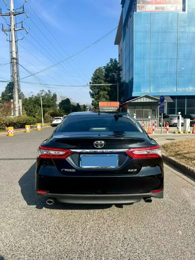 2021 Toyota Camry 2.5L 209HP L4 8AT,autocango,china used car exporter,china ev exporter,chinese used car exporter,chinese used ev exporter