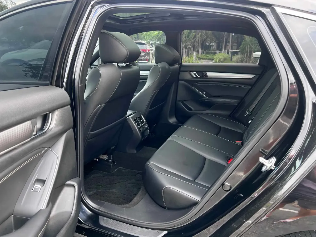 2022 Honda Inspire 1.5T 194HP L4 CVT,autocango,china used car exporter,china ev exporter,chinese used car exporter,chinese used ev exporter