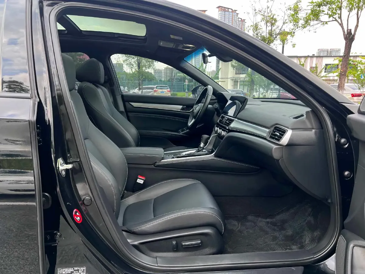 2022 Honda Inspire 1.5T 194HP L4 CVT,autocango,china used car exporter,china ev exporter,chinese used car exporter,chinese used ev exporter
