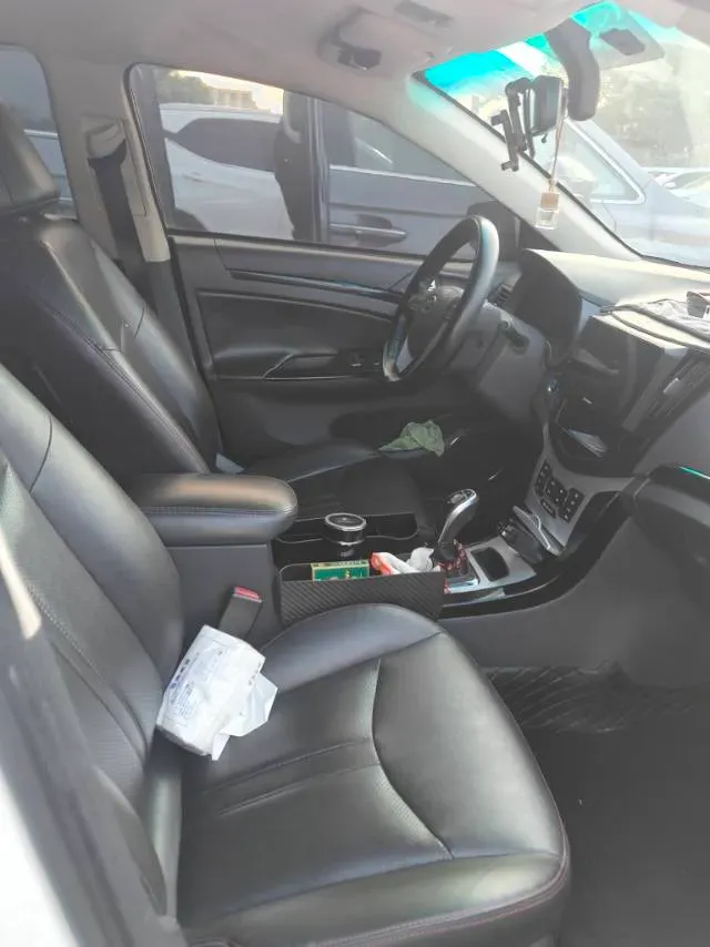 2018 BYD e5 BEV 60.48KWH,autocango,china used car exporter,china ev exporter,chinese used car exporter,chinese used ev exporter