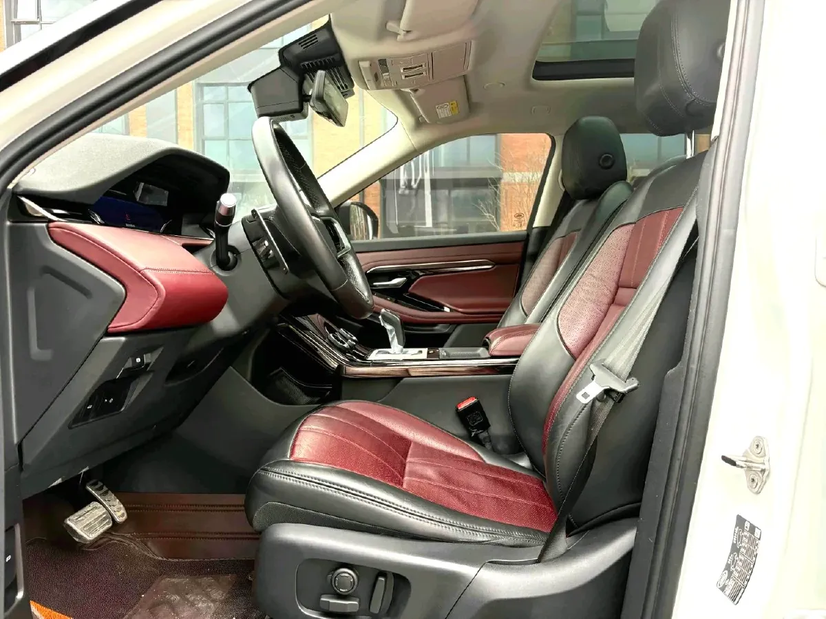 2022 Land Rover Range Rover Evoque 2.0T 249HP L4 9AT,autocango,china used car exporter,china ev exporter,chinese used car exporter,chinese used ev exporter