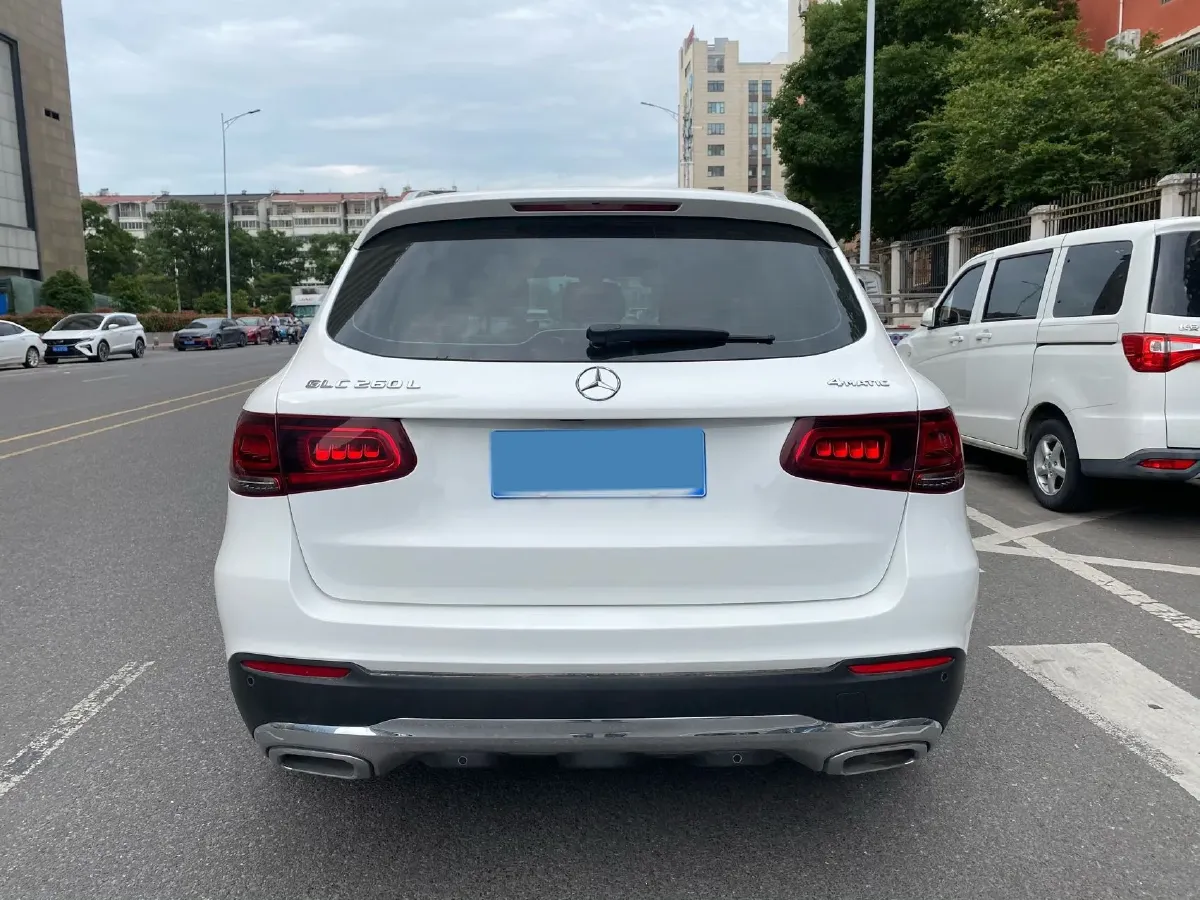 2020 Mercedes-Benz GLC Class 2.0T 197HP L4 9AT,autocango,china used car exporter,china ev exporter,chinese used car exporter,chinese used ev exporter