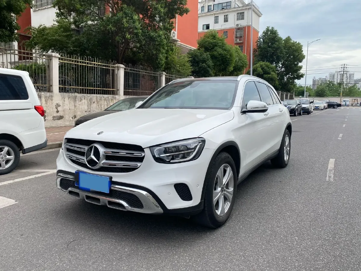 2020 Mercedes-Benz GLC Class 2.0T 197HP L4 9AT,autocango,china used car exporter,china ev exporter,chinese used car exporter,chinese used ev exporter