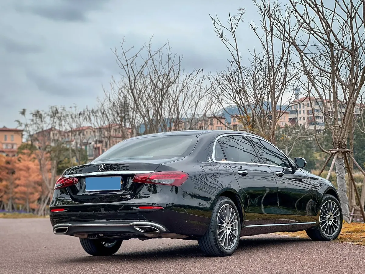 2021 Mercedes-Benz E Class 2.0T 197HP L4 9AT,autocango,china used car exporter,china ev exporter,chinese used car exporter,chinese used ev exporter