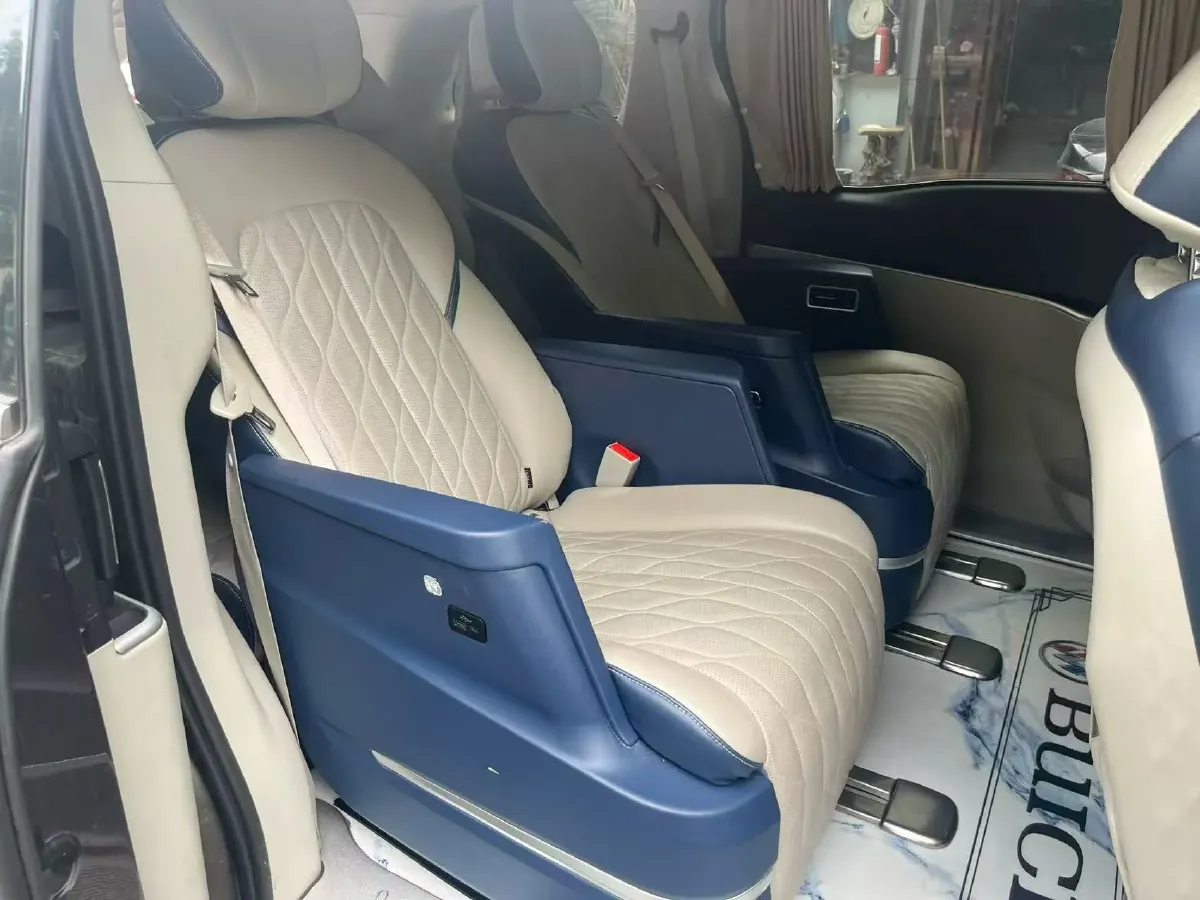 2023 Buick GL8 2.0T 237HP L4 9AT,autocango,china used car exporter,china ev exporter,chinese used car exporter,chinese used ev exporter