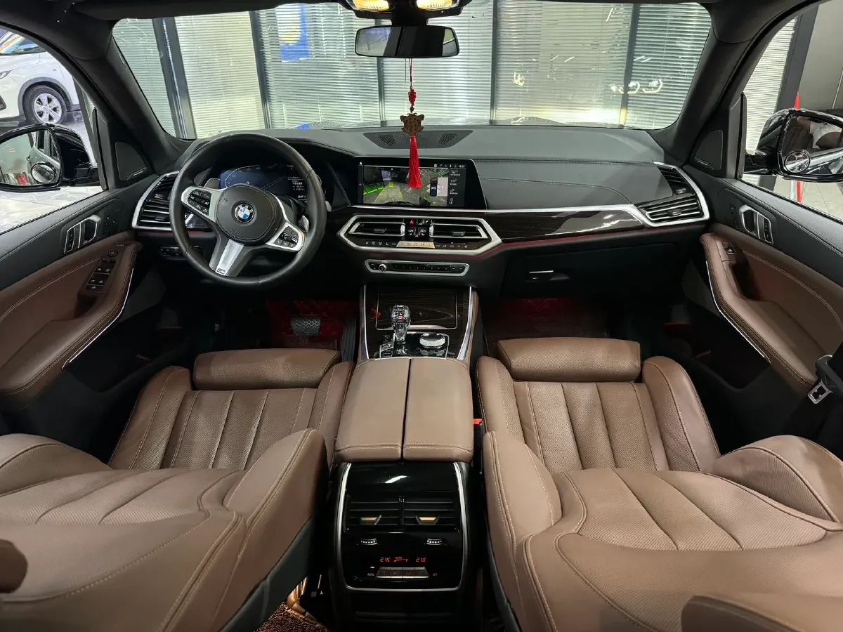 2021 BMW X5 3.0T 340HP L6 8AT,autocango,china used car exporter,china ev exporter,chinese used car exporter,chinese used ev exporter