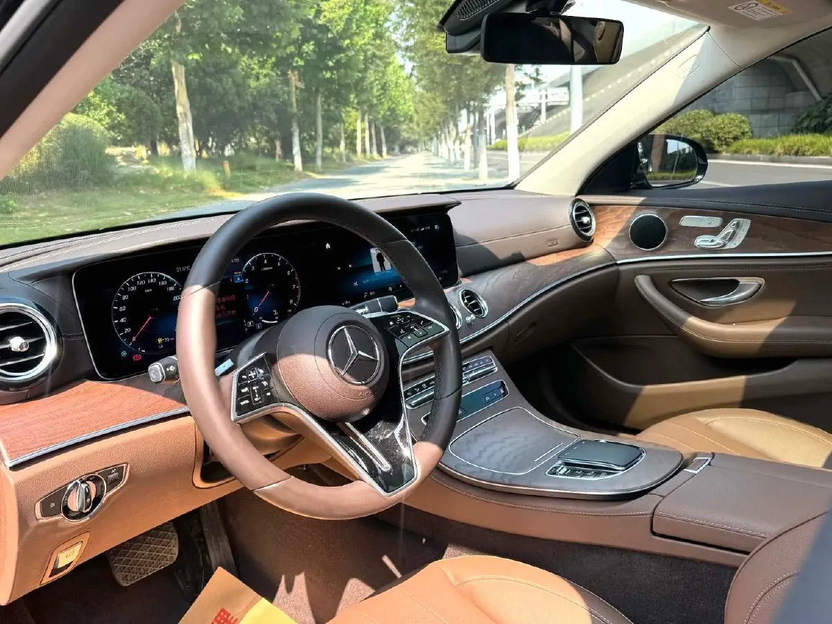2023 Mercedes-Benz E Class 2.0T 258HP L4 9AT,autocango,china used car exporter,china ev exporter,chinese used car exporter,chinese used ev exporter