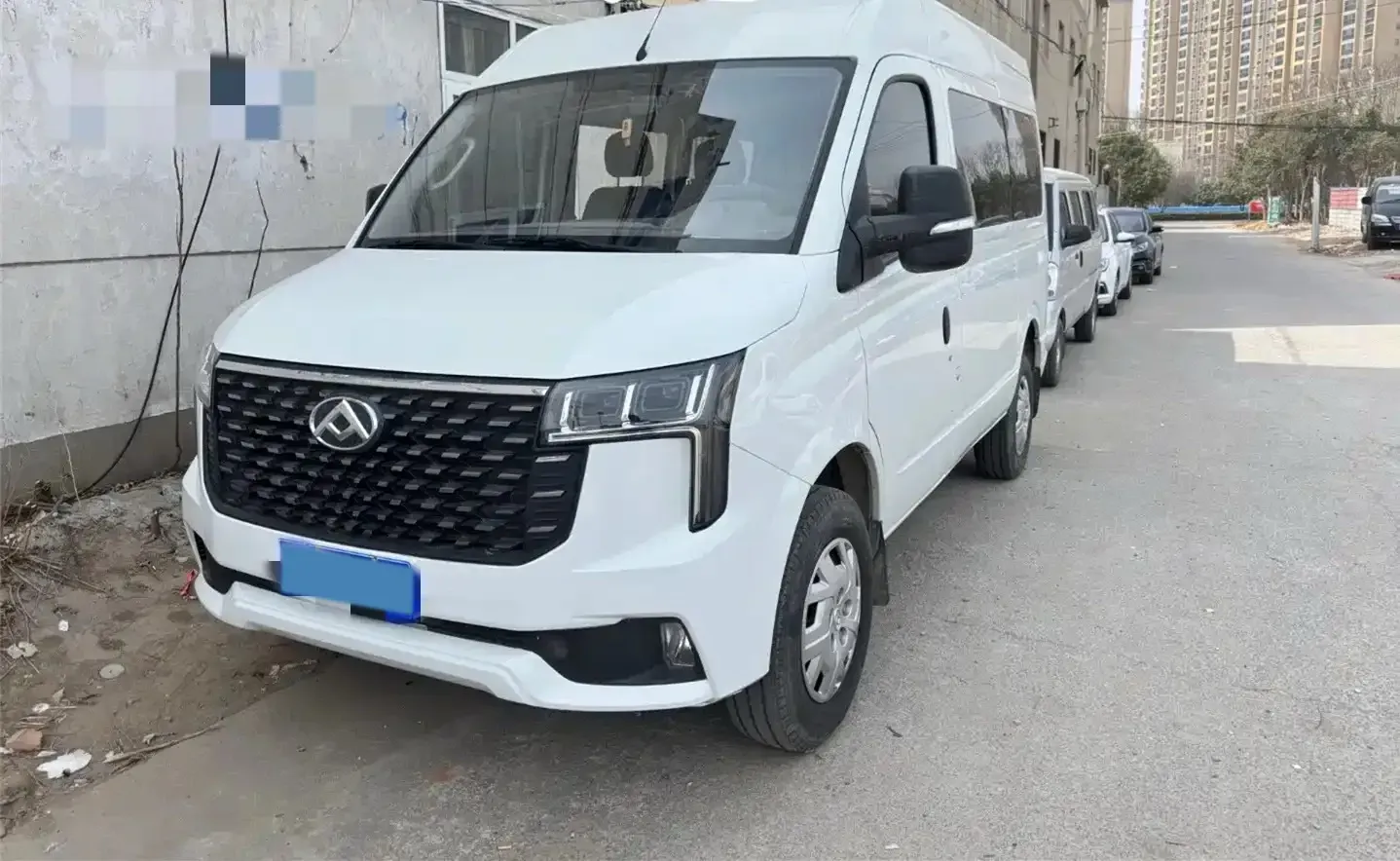 2024 MAXUS XinTu V80 2.0T 147HP L4 6MT,autocango,china used car exporter,china ev exporter,chinese used car exporter,chinese used ev exporter