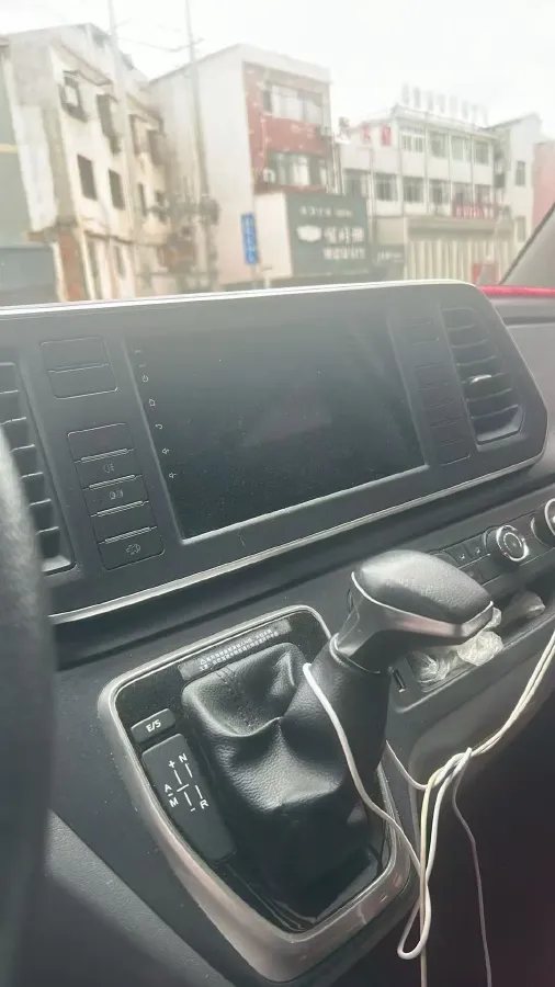 2024 MAXUS XinTu V80 2.0T 147HP L4 6MT,autocango,china used car exporter,china ev exporter,chinese used car exporter,chinese used ev exporter