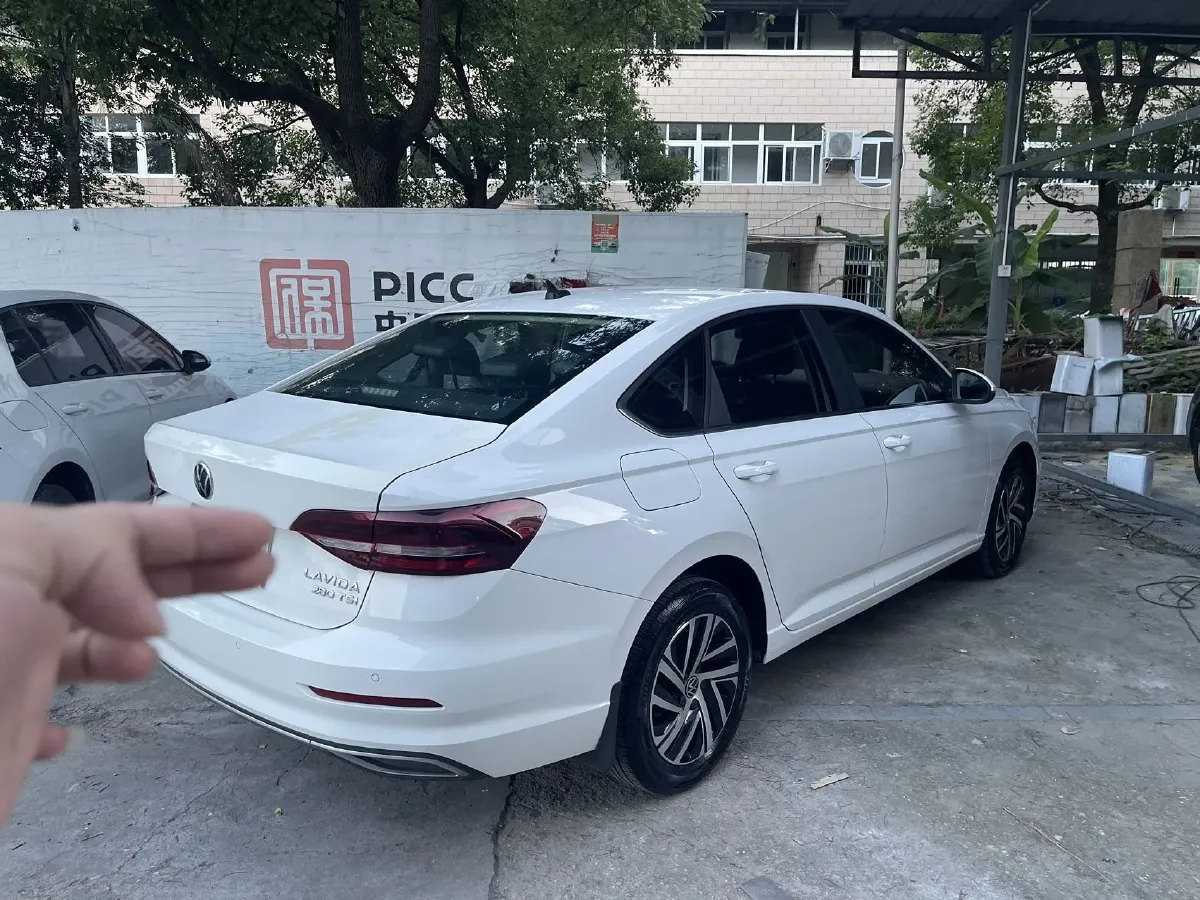 2022 Volkswagen Sagitar 1.2T 116HP L4 7DCT,autocango,china used car exporter,china ev exporter,chinese used car exporter,chinese used ev exporter