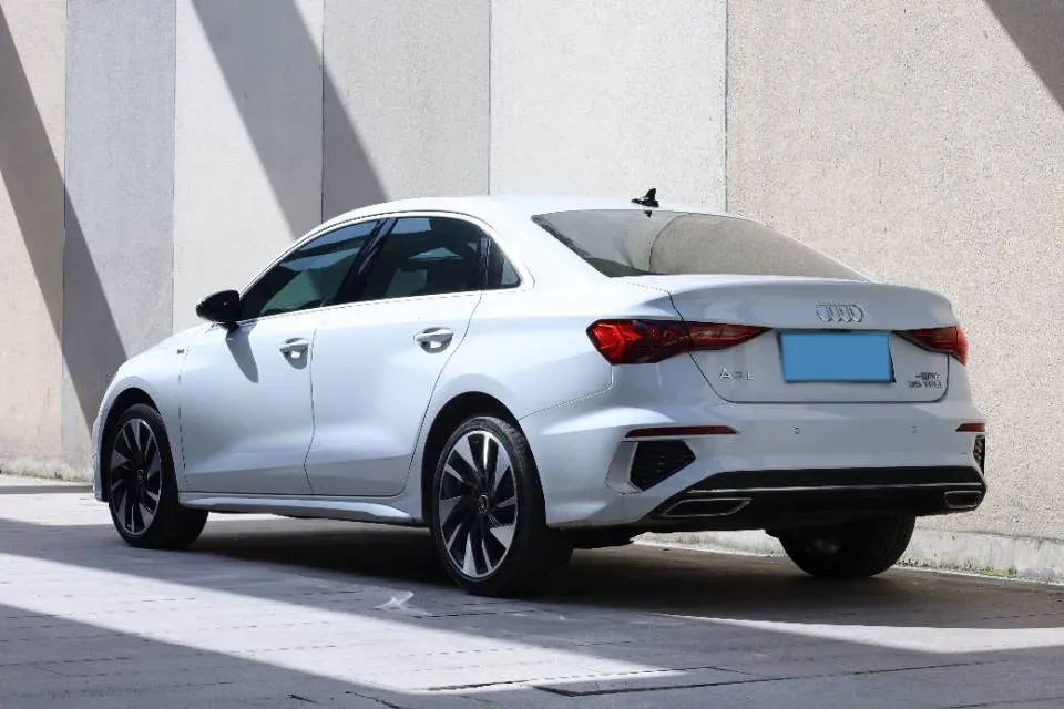 2024 Audi A3 1.4T 150HP L4 7DCT,autocango,china used car exporter,china ev exporter,chinese used car exporter,chinese used ev exporter