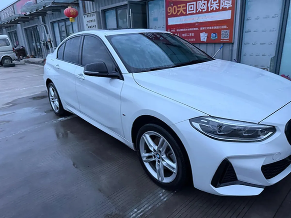 2022 BMW 1 Series 1.5T 140HP L3 7DCT,autocango,china used car exporter,china ev exporter,chinese used car exporter,chinese used ev exporter