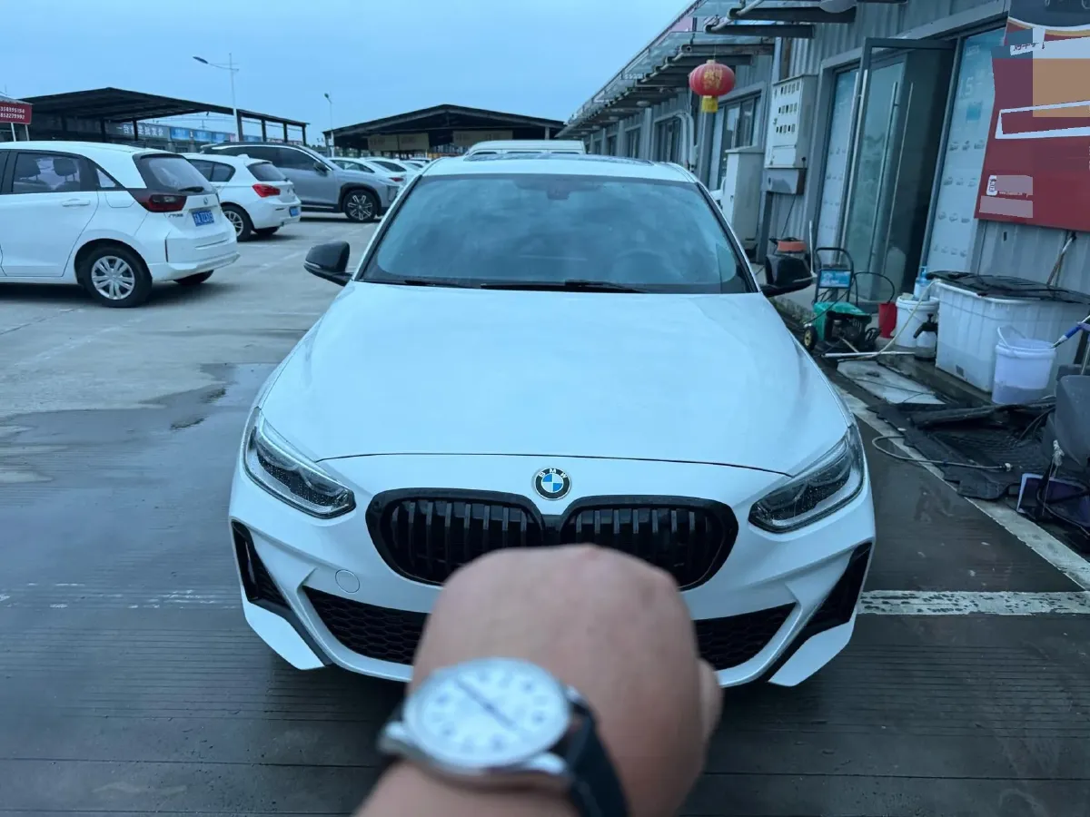 2022 BMW 1 Series 1.5T 140HP L3 7DCT,autocango,china used car exporter,china ev exporter,chinese used car exporter,chinese used ev exporter