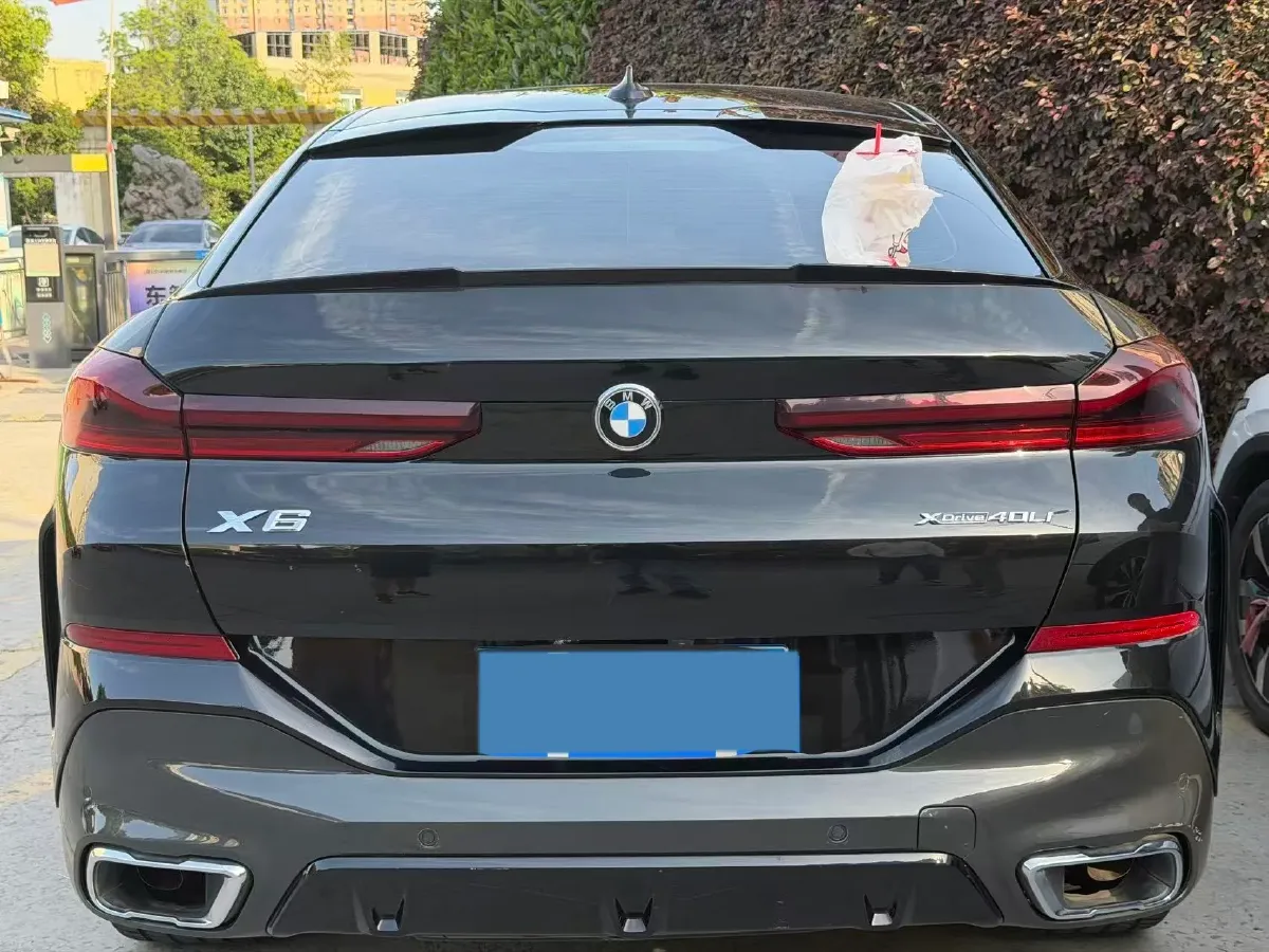 2022 BMW X6 2.0T 265HP L4 8AT,autocango,china used car exporter,china ev exporter,chinese used car exporter,chinese used ev exporter