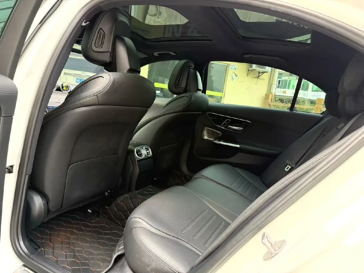 2023 Mercedes-Benz C Class 1.5T 204HP L4 9AT,autocango,china used car exporter,china ev exporter,chinese used car exporter,chinese used ev exporter
