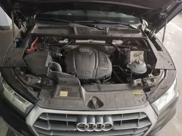 2020 Audi Q5L 2.0T 190HP L4 7DCT,autocango,china used car exporter,china ev exporter,chinese used car exporter,chinese used ev exporter