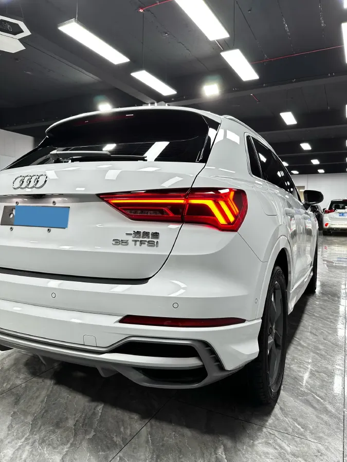 2022 Audi Q3 1.4T 150HP L4 7DCT,autocango,china used car exporter,china ev exporter,chinese used car exporter,chinese used ev exporter