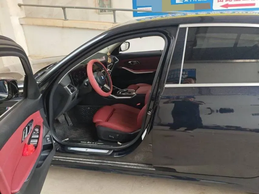 2024 BMW 3 Series 2.0T 184HP L4 8AT,autocango,china used car exporter,china ev exporter,chinese used car exporter,chinese used ev exporter