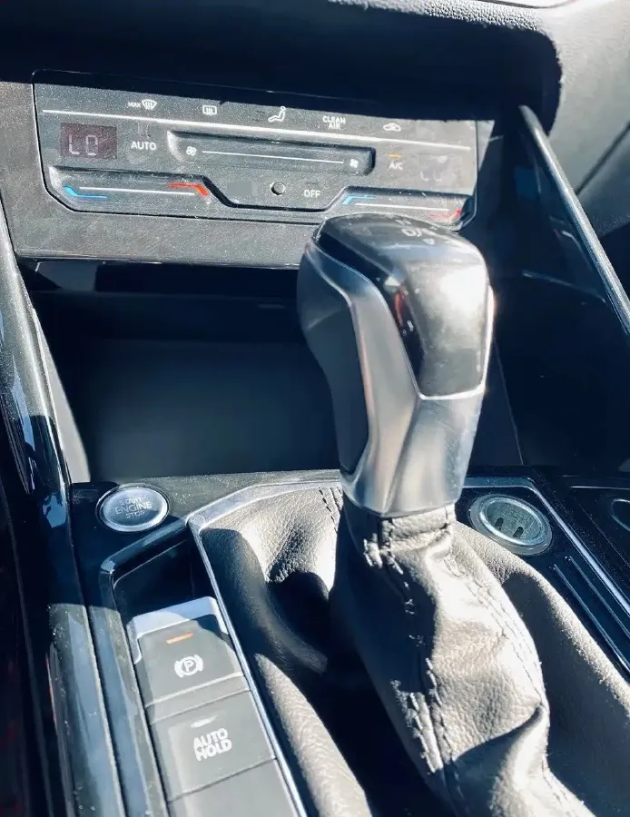 2020 Volkswagen Tayron 2.0T 186HP L4 7DCT,autocango,china used car exporter,china ev exporter,chinese used car exporter,chinese used ev exporter