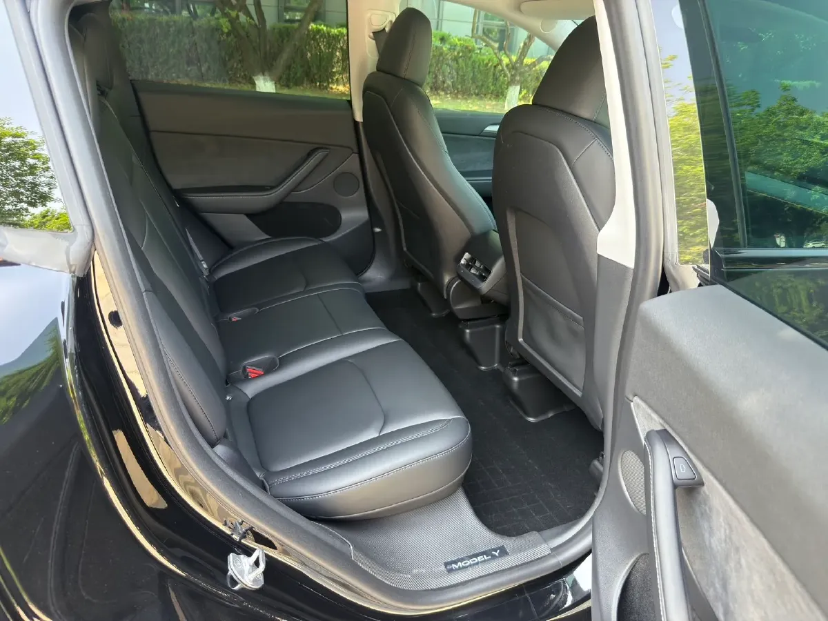 2023 Tesla Model Y BEV 78.4KWH,autocango,china used car exporter,china ev exporter,chinese used car exporter,chinese used ev exporter