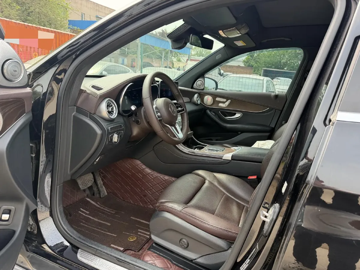 2020 Mercedes-Benz GLC Class 2.0T 258HP L4 9AT,autocango,china used car exporter,china ev exporter,chinese used car exporter,chinese used ev exporter