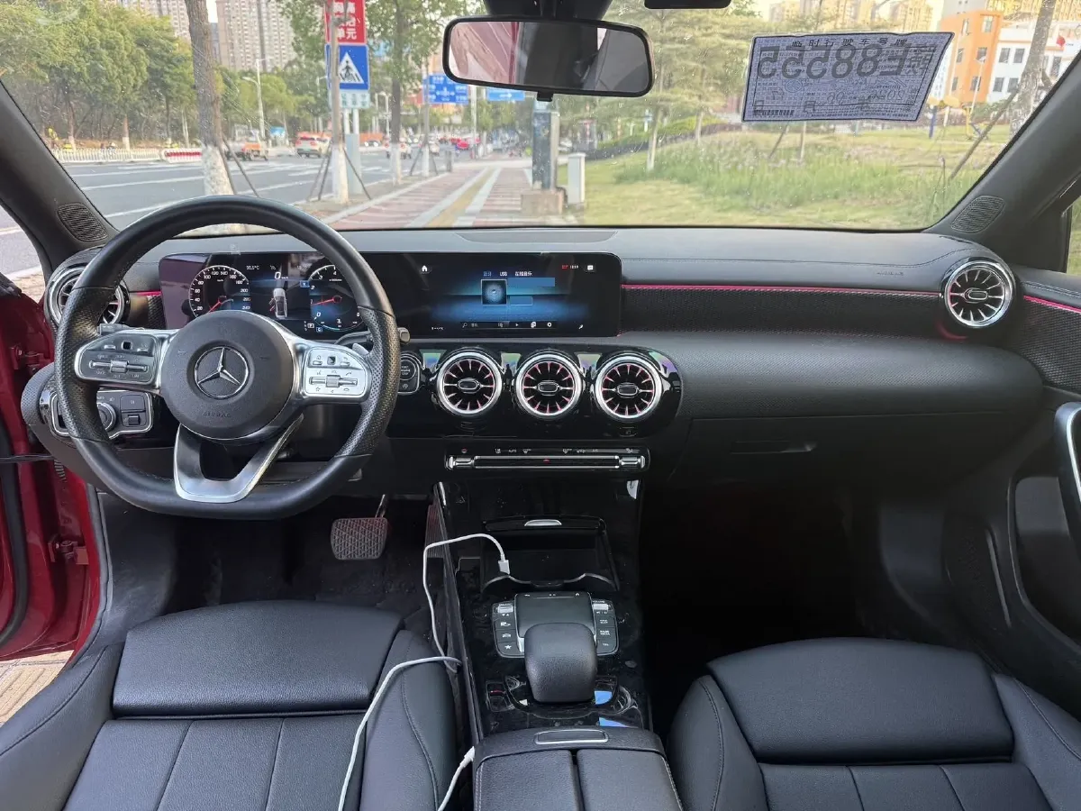 2022 Mercedes-Benz A Class 1.3T 163HP L4 7DCT,autocango,china used car exporter,china ev exporter,chinese used car exporter,chinese used ev exporter
