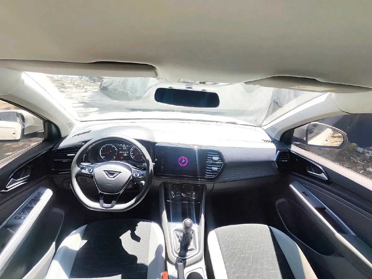2021 Jetta VS7 1.4T 150HP L4 5MT,autocango,china used car exporter,china ev exporter,chinese used car exporter,chinese used ev exporter
