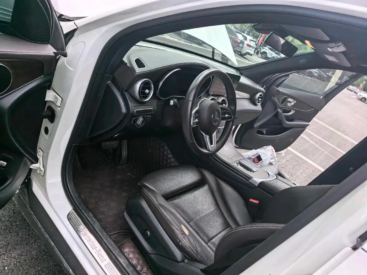 2020 Mercedes-Benz GLC Class 2.0T 197HP L4 9AT,autocango,china used car exporter,china ev exporter,chinese used car exporter,chinese used ev exporter