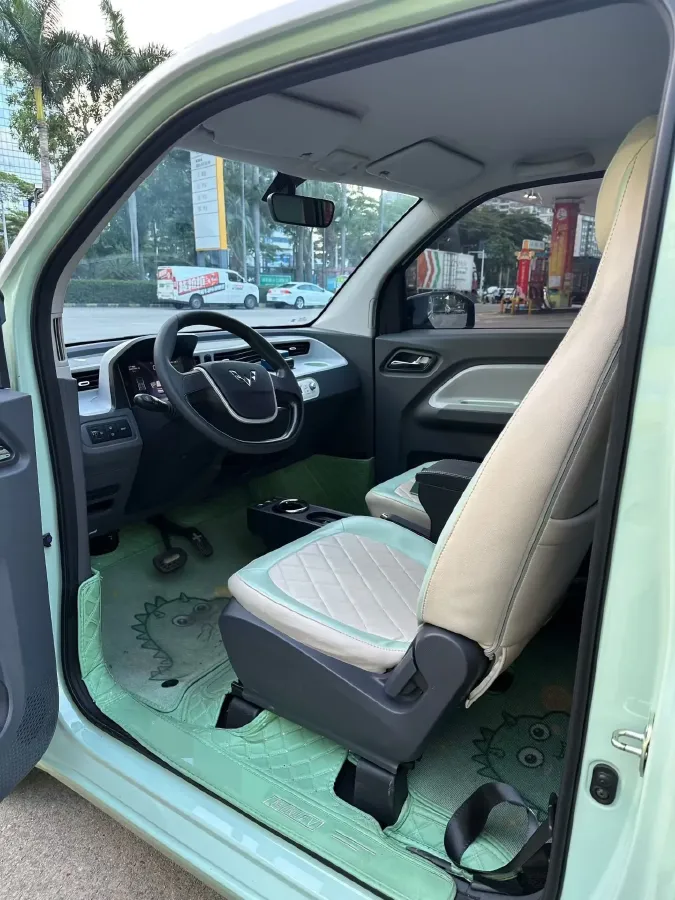 2020 WuLing HongGuang MINI EV BEV 13.8KWH,autocango,china used car exporter,china ev exporter,chinese used car exporter,chinese used ev exporter
