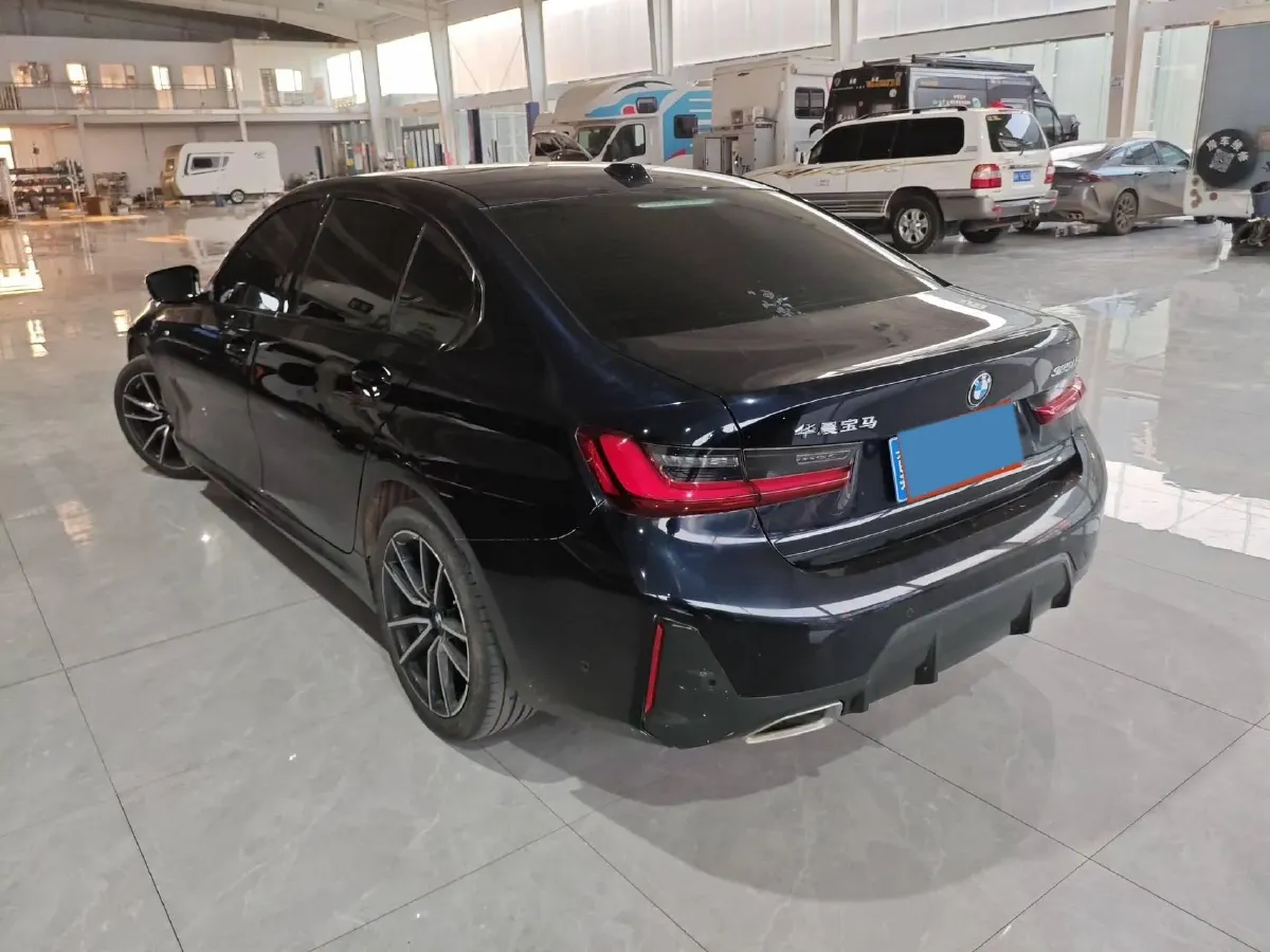 2023 BMW 3 Series 2.0T 184HP L4 8AT,autocango,china used car exporter,china ev exporter,chinese used car exporter,chinese used ev exporter
