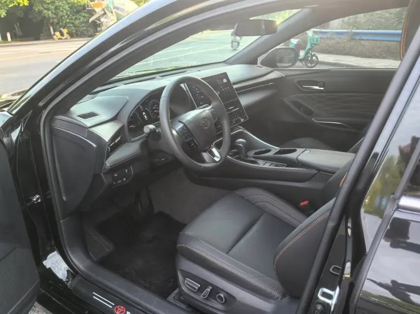 2024 Toyota Avalon 2.0L 173HP L4 CVT,autocango,china used car exporter,china ev exporter,chinese used car exporter,chinese used ev exporter