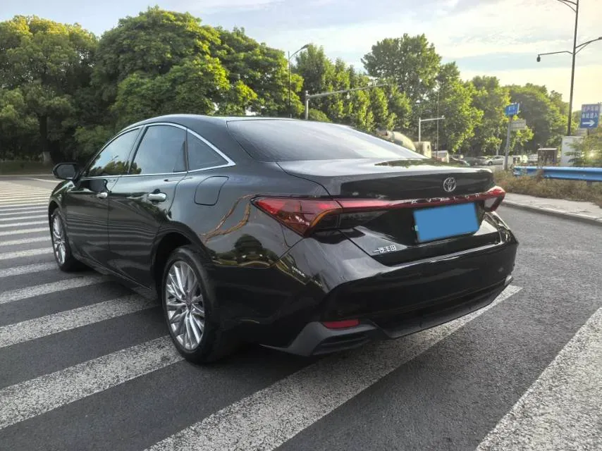 2024 Toyota Avalon 2.0L 173HP L4 CVT,autocango,china used car exporter,china ev exporter,chinese used car exporter,chinese used ev exporter