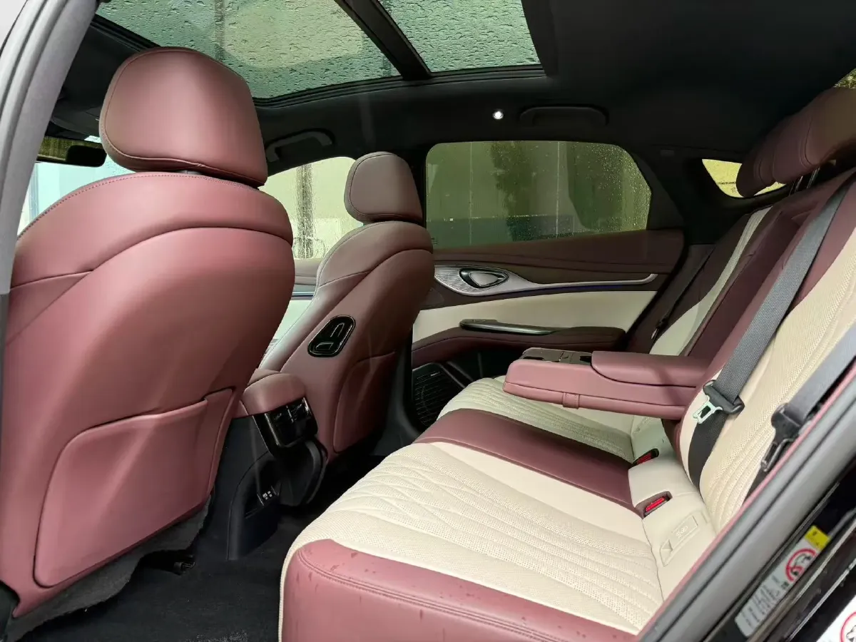 2023 BYD Seal 1.5T 139HP L4 E-CVT PHEV 17.6KWH,autocango,china used car exporter,china ev exporter,chinese used car exporter,chinese used ev exporter