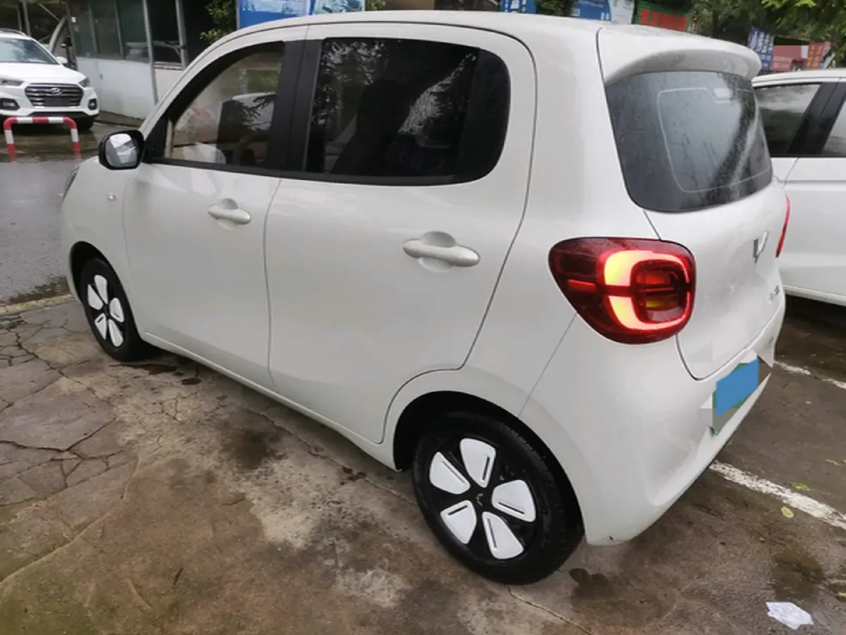 2025 WuLing HongGuang MINI EV BEV 16.2KWH,autocango,china used car exporter,china ev exporter,chinese used car exporter,chinese used ev exporter