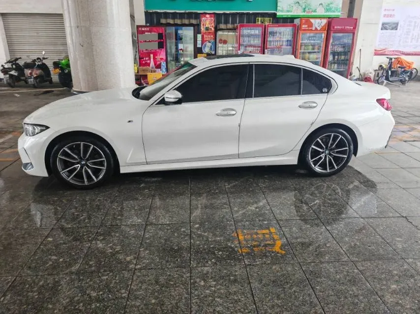 2023 BMW 3 Series 2.0T 156HP L4 8AT,autocango,china used car exporter,china ev exporter,chinese used car exporter,chinese used ev exporter
