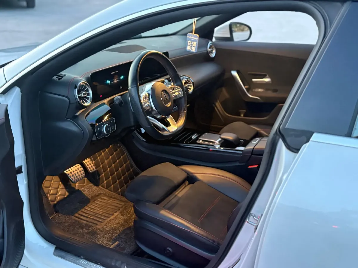 2020 Mercedes-Benz CLA Class 1.3T 163HP L4 7DCT,autocango,china used car exporter,china ev exporter,chinese used car exporter,chinese used ev exporter