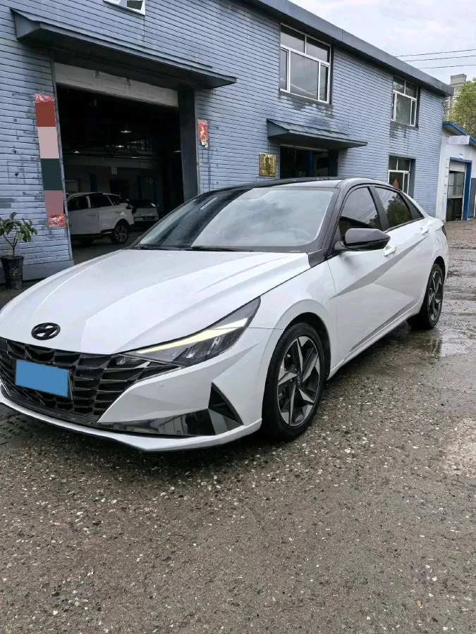 2022 Hyundai Elantra 1.5L 115HP L4 CVT,autocango,china used car exporter,china ev exporter,chinese used car exporter,chinese used ev exporter