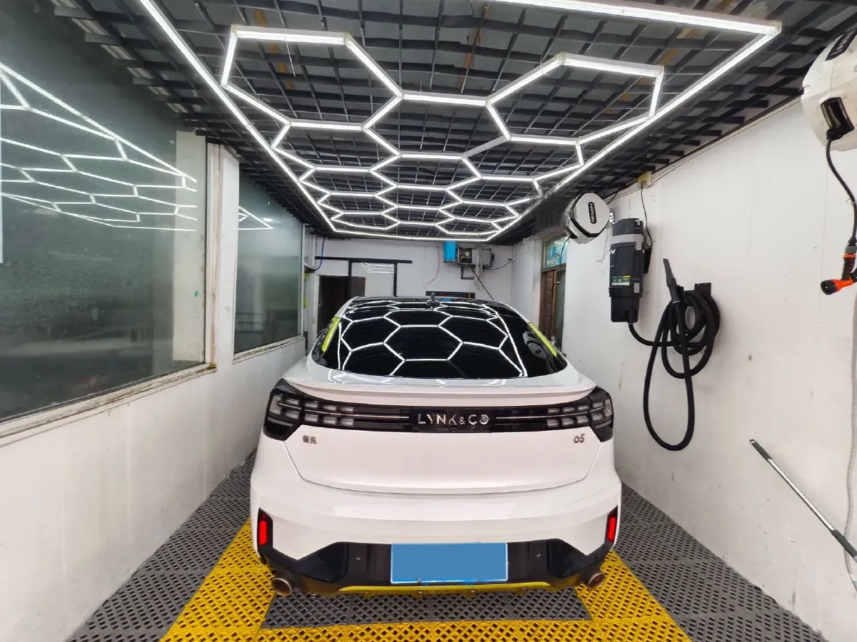 2020 LYNK&CO 05 2.0T 254HP L4 8AT,autocango,china used car exporter,china ev exporter,chinese used car exporter,chinese used ev exporter
