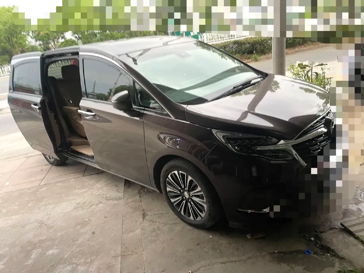2021 Buick GL8 2.0T 237HP L4 9AT,autocango,china used car exporter,china ev exporter,chinese used car exporter,chinese used ev exporter