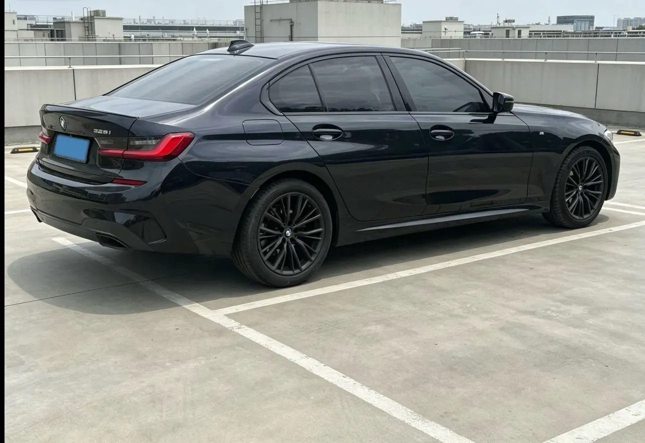 2021 BMW 3 Series 2.0T 184HP L4 8AT,autocango,china used car exporter,china ev exporter,chinese used car exporter,chinese used ev exporter