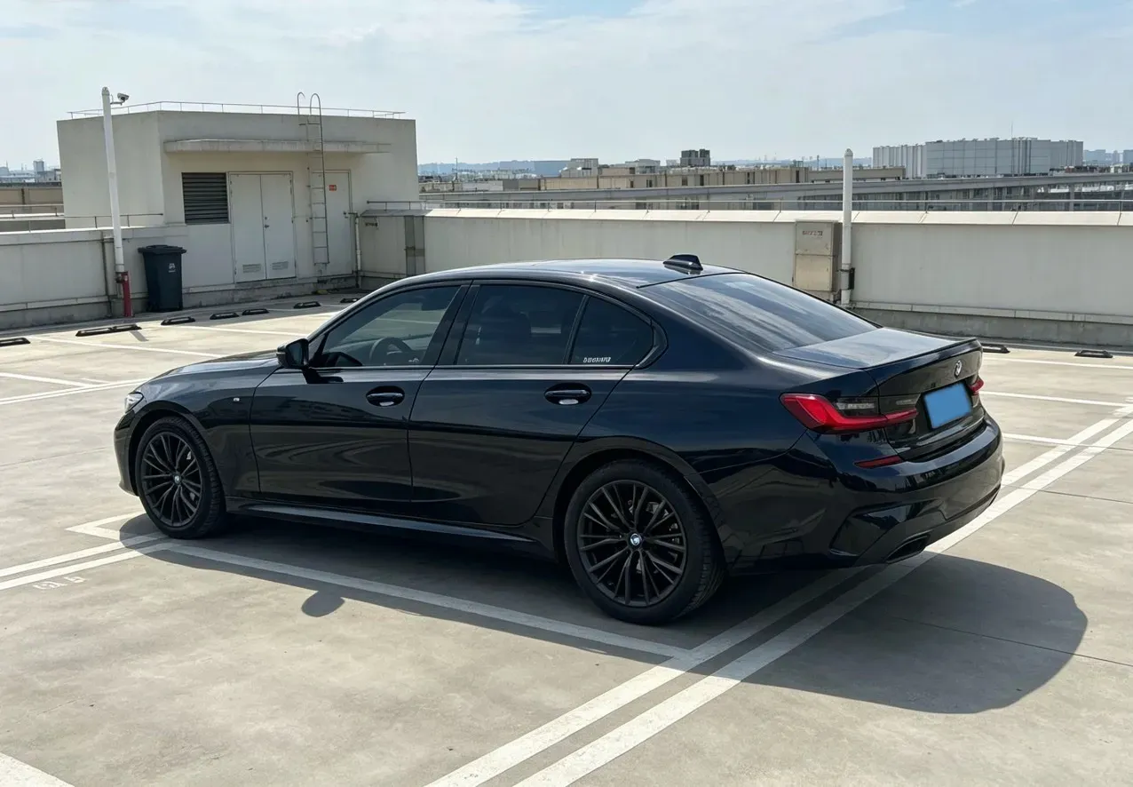 2021 BMW 3 Series 2.0T 184HP L4 8AT,autocango,china used car exporter,china ev exporter,chinese used car exporter,chinese used ev exporter