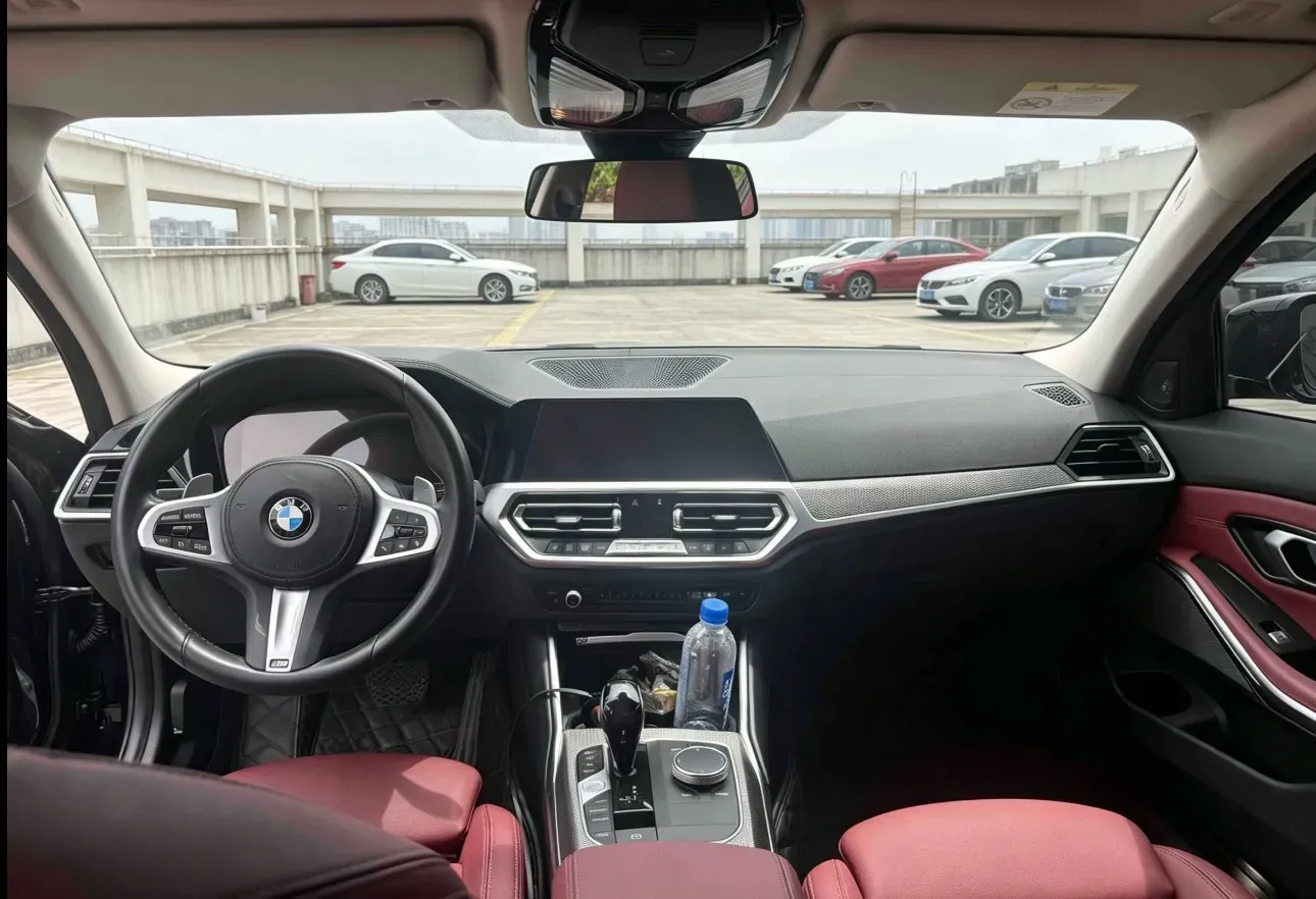 2021 BMW 3 Series 2.0T 184HP L4 8AT,autocango,china used car exporter,china ev exporter,chinese used car exporter,chinese used ev exporter
