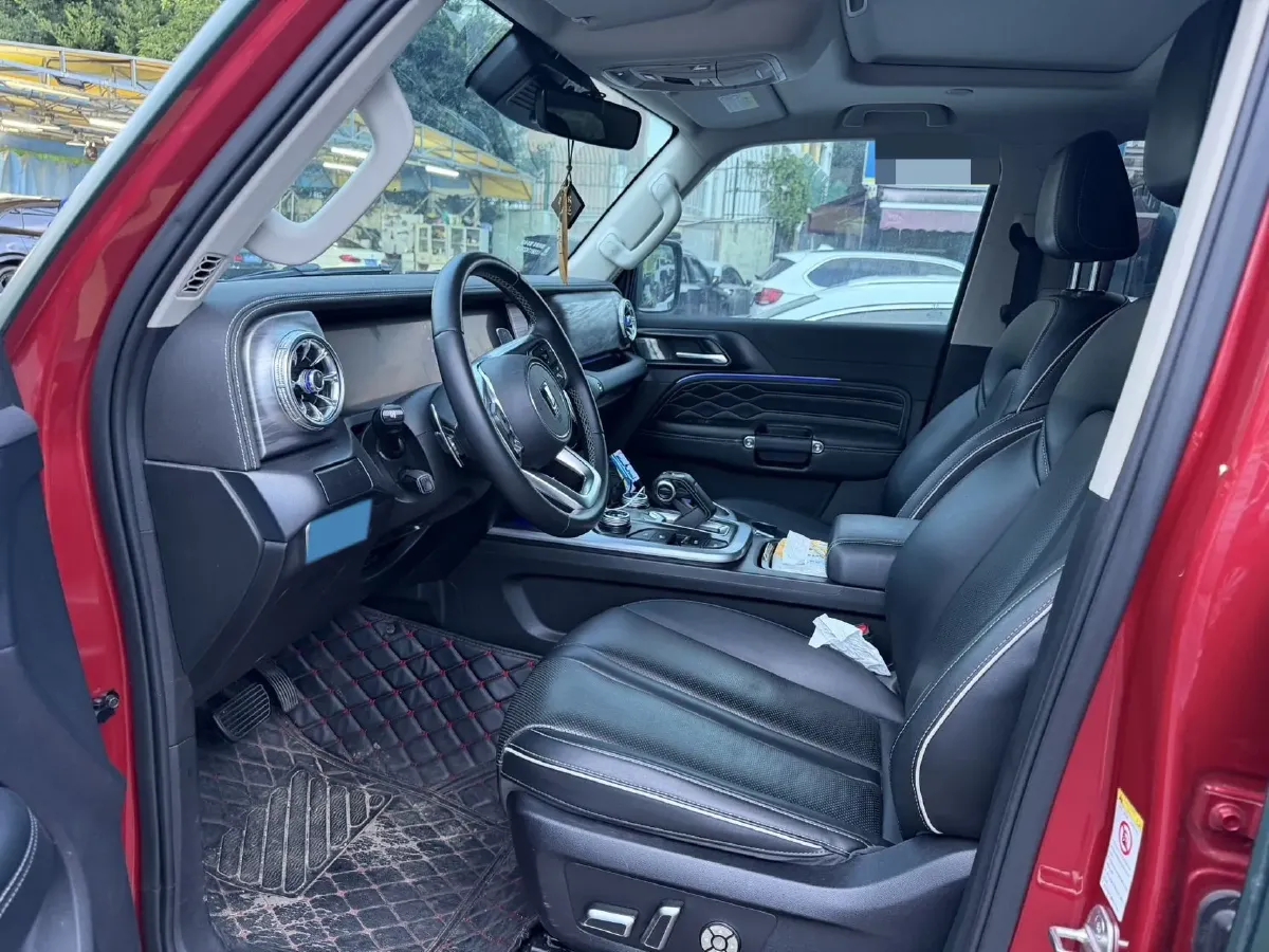 2021 Tank 300 2.0T 227HP L4 8AT,autocango,china used car exporter,china ev exporter,chinese used car exporter,chinese used ev exporter