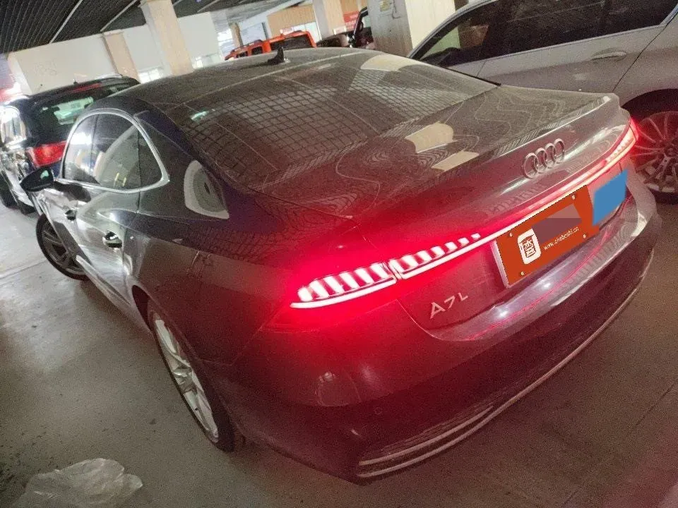 2022 Cadillac XT6 2.0T 237HP L4 9AT,autocango,china used car exporter,china ev exporter,chinese used car exporter,chinese used ev exporter