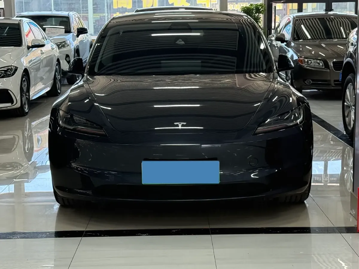 2025 Tesla Model 3 BEV 62.5KWH,autocango,china used car exporter,china ev exporter,chinese used car exporter,chinese used ev exporter
